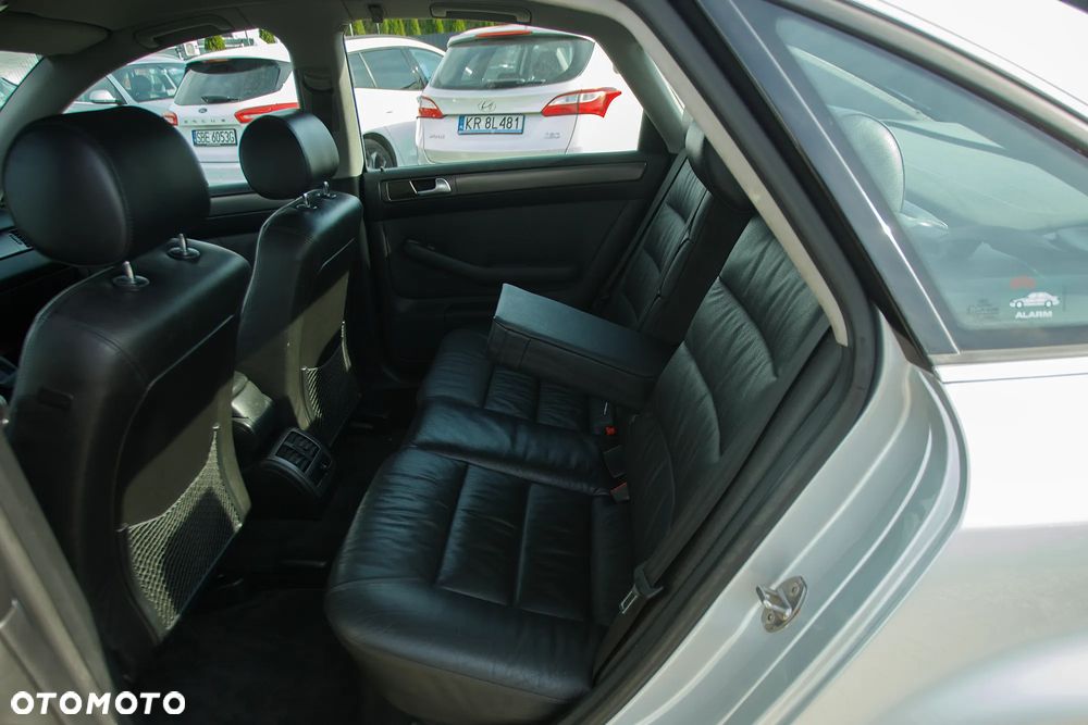 Audi A6 Limousine 1.9 TDI - 24
