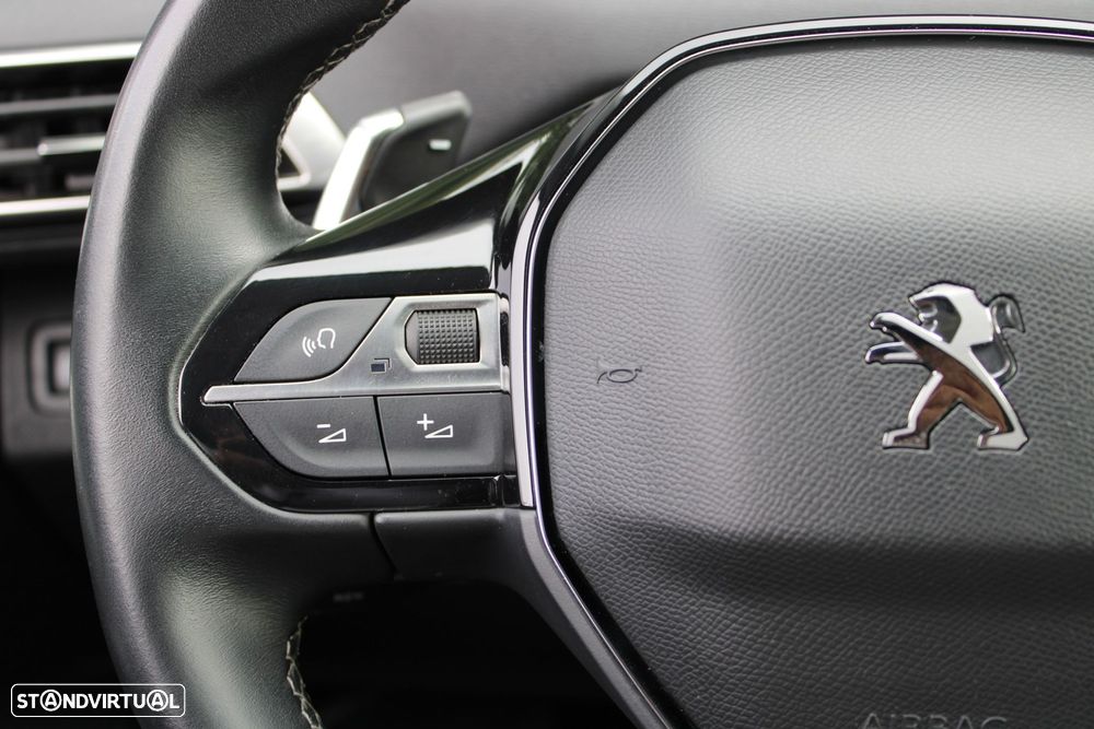 Peugeot 3008 1.6 Hybrid Allure e-EAT8 - 11