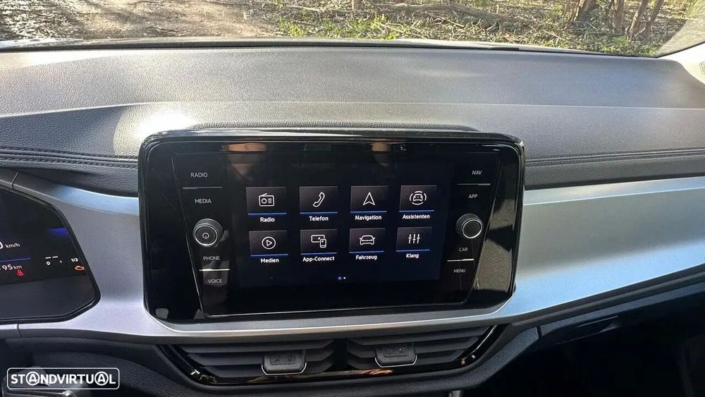 VW T-Roc - 12