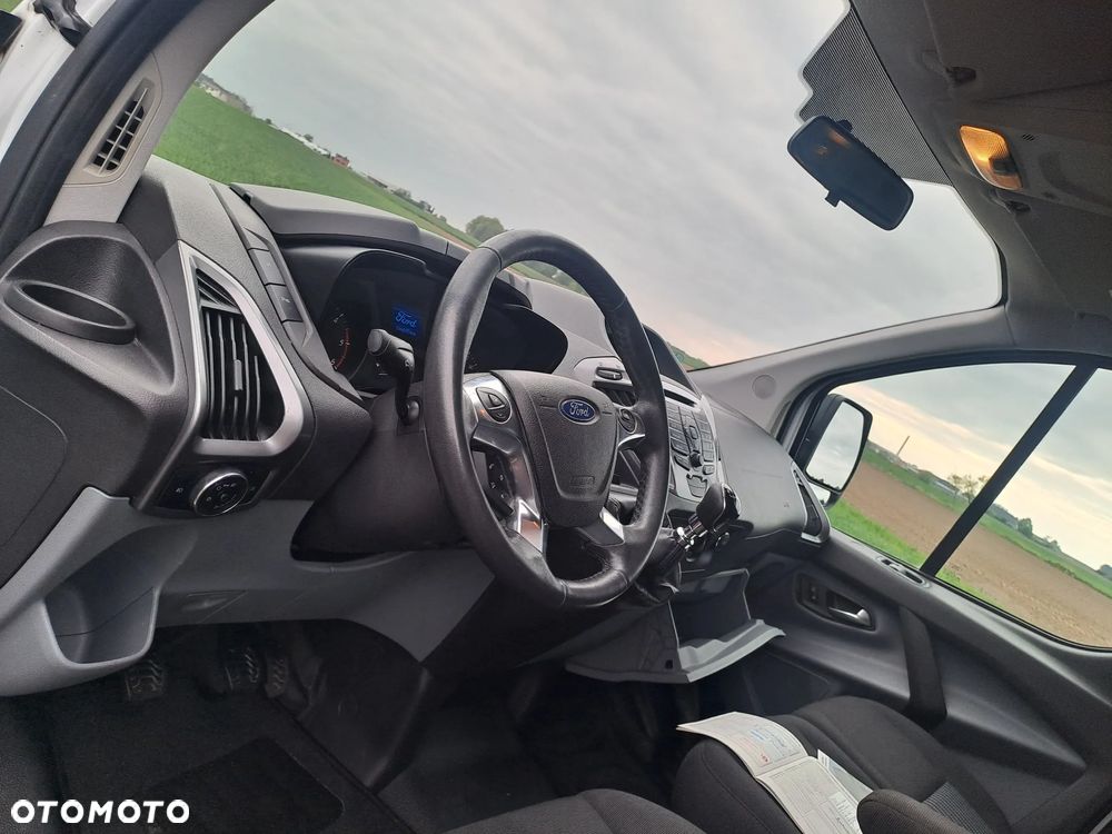 Ford Transit Custom - 19