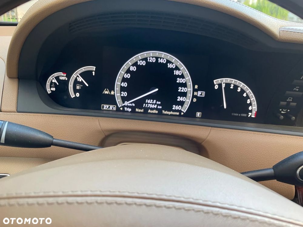 Mercedes-Benz CL 500 4-Matic BlueEff - 24