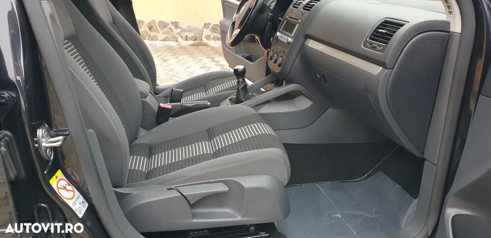 Volkswagen Golf 1.6 United - 8