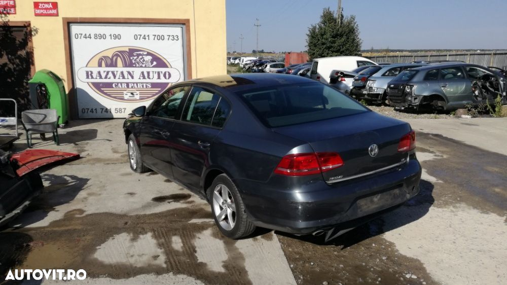 Dezmembrez / Dezmembrari Volkswagen Eos - 8