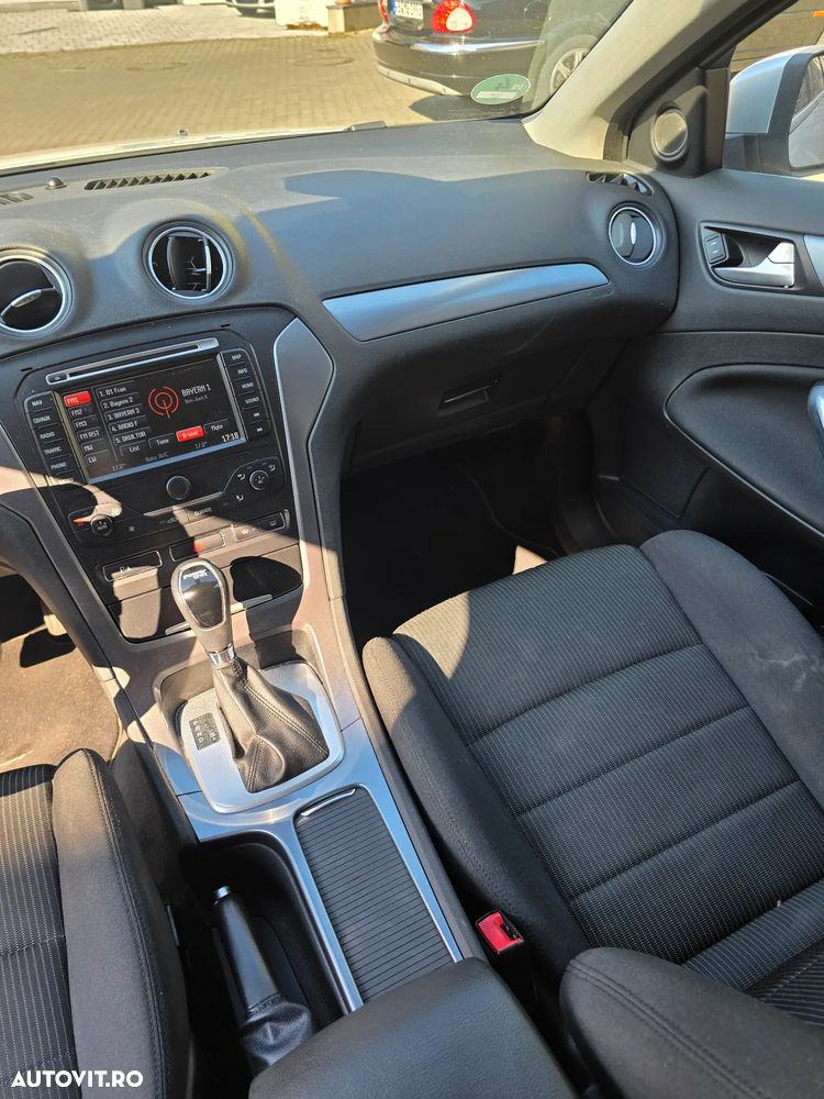 FORD Mondeo 2013 — imagine 16