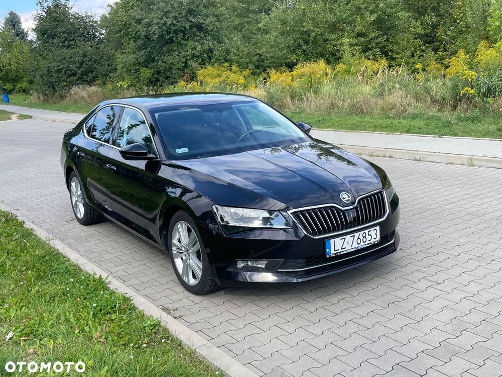 Skoda Superb 2.0 TDI Ambition DSG - 1
