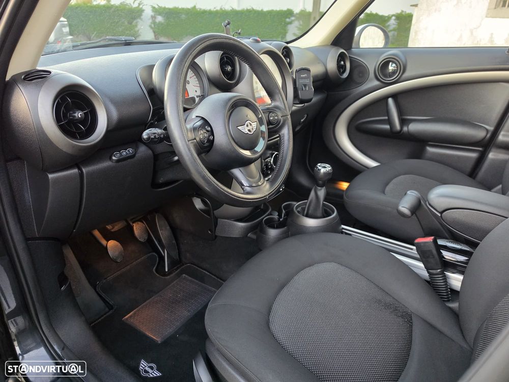 MINI Countryman Cooper D - 5