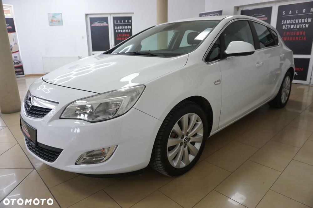 Opel Astra 1.6 - 9