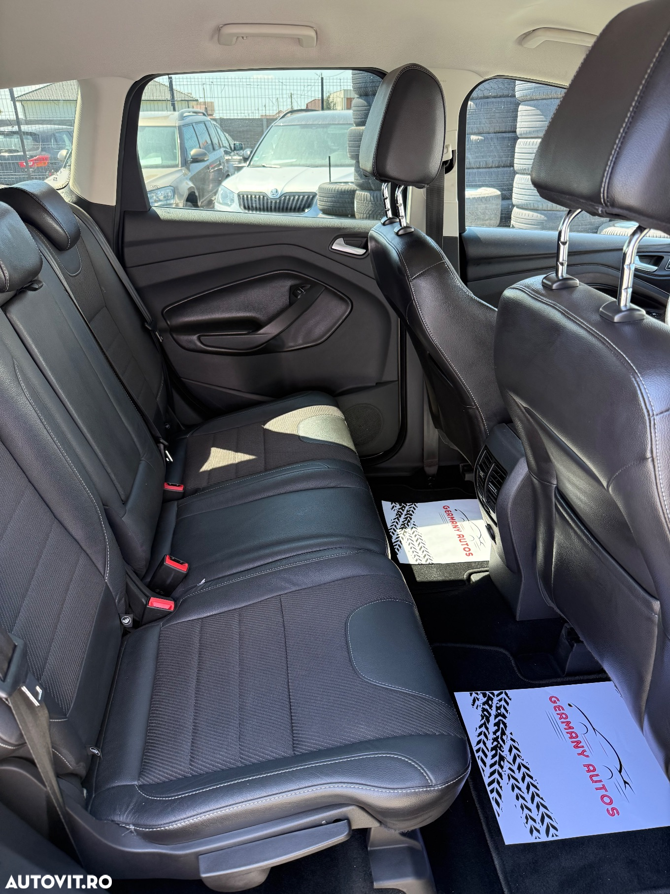 Ford Kuga 1.6 EcoBoost 2x4 Titanium - 8
