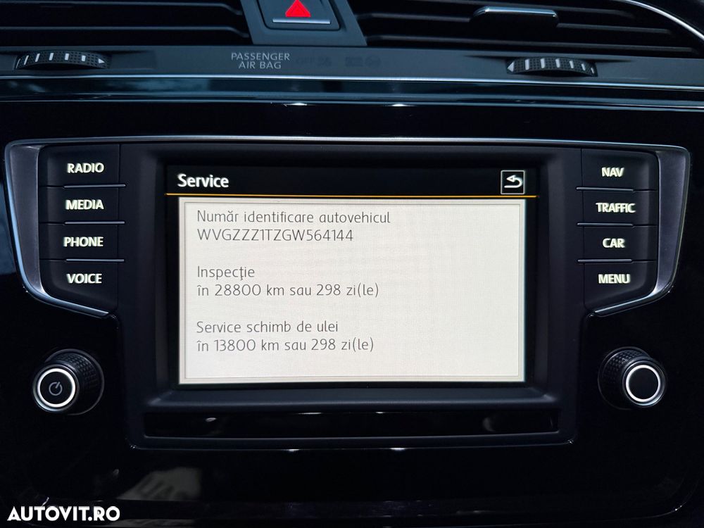 Volkswagen Touran 2.0 TDI SCR DSG Highline - 35