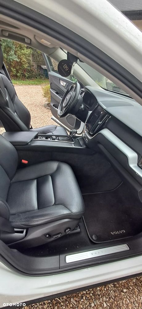 Volvo XC 60 T6 AWD Momentum - 11