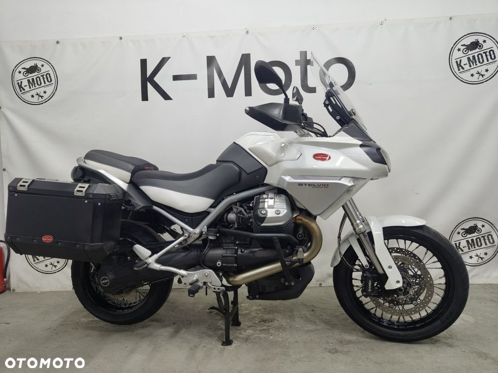 Moto Guzzi Stelvio