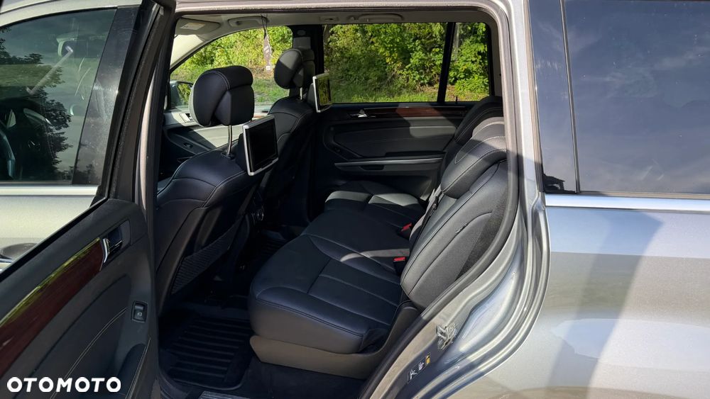 Mercedes-Benz GL - 7