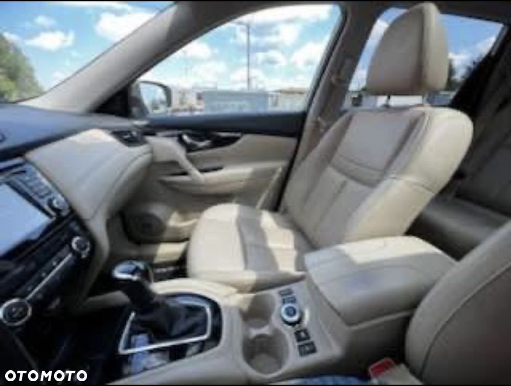 Nissan X-Trail 2.0 dCi Tekna 4WD Xtronic - 9