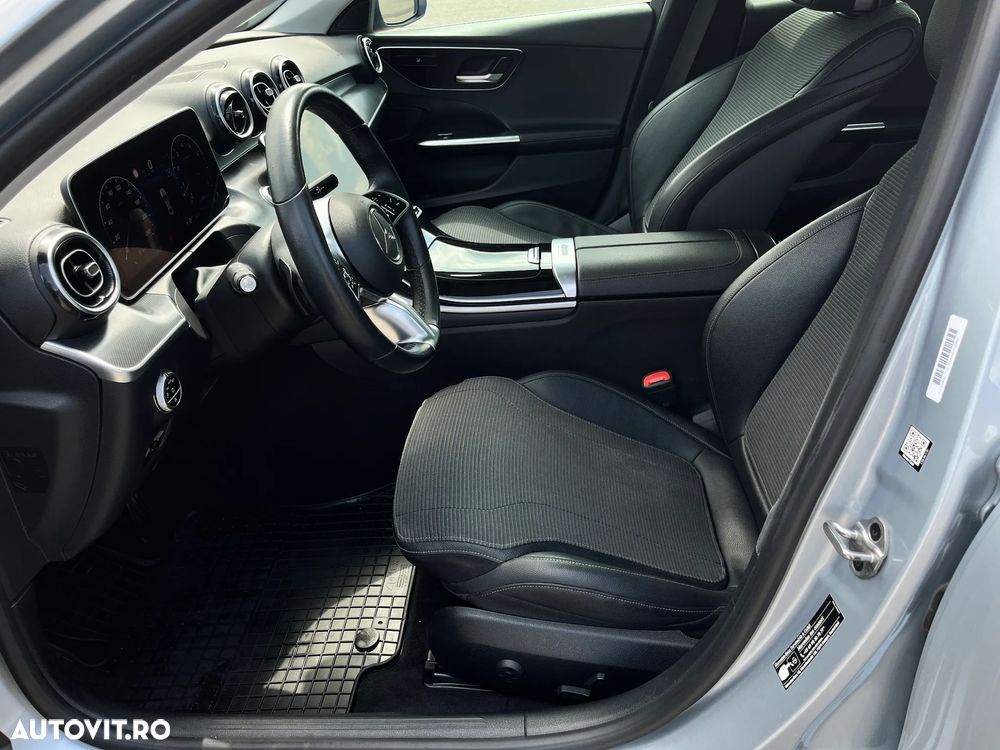 Mercedes-Benz C 200 MHEV - 11