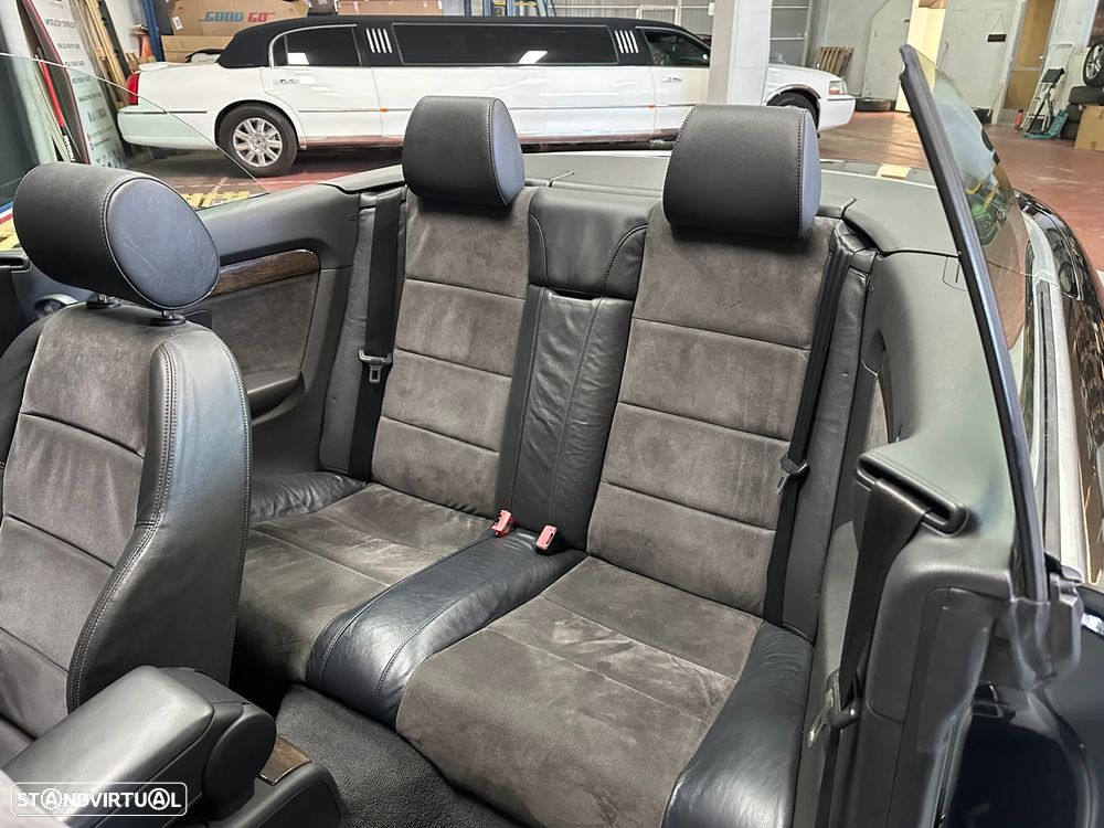 Audi A4 Cabrio 2.0 TDi Exclusive - 22
