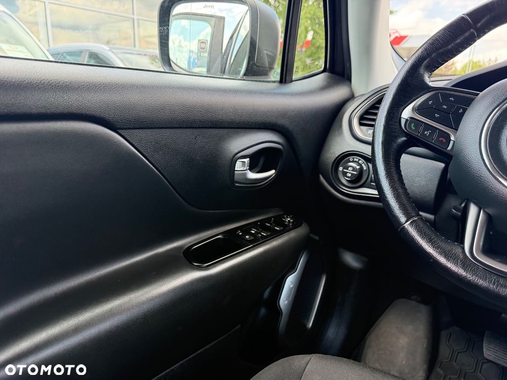 Jeep Renegade 1.3 T-GDI Active Drive Limited - 13