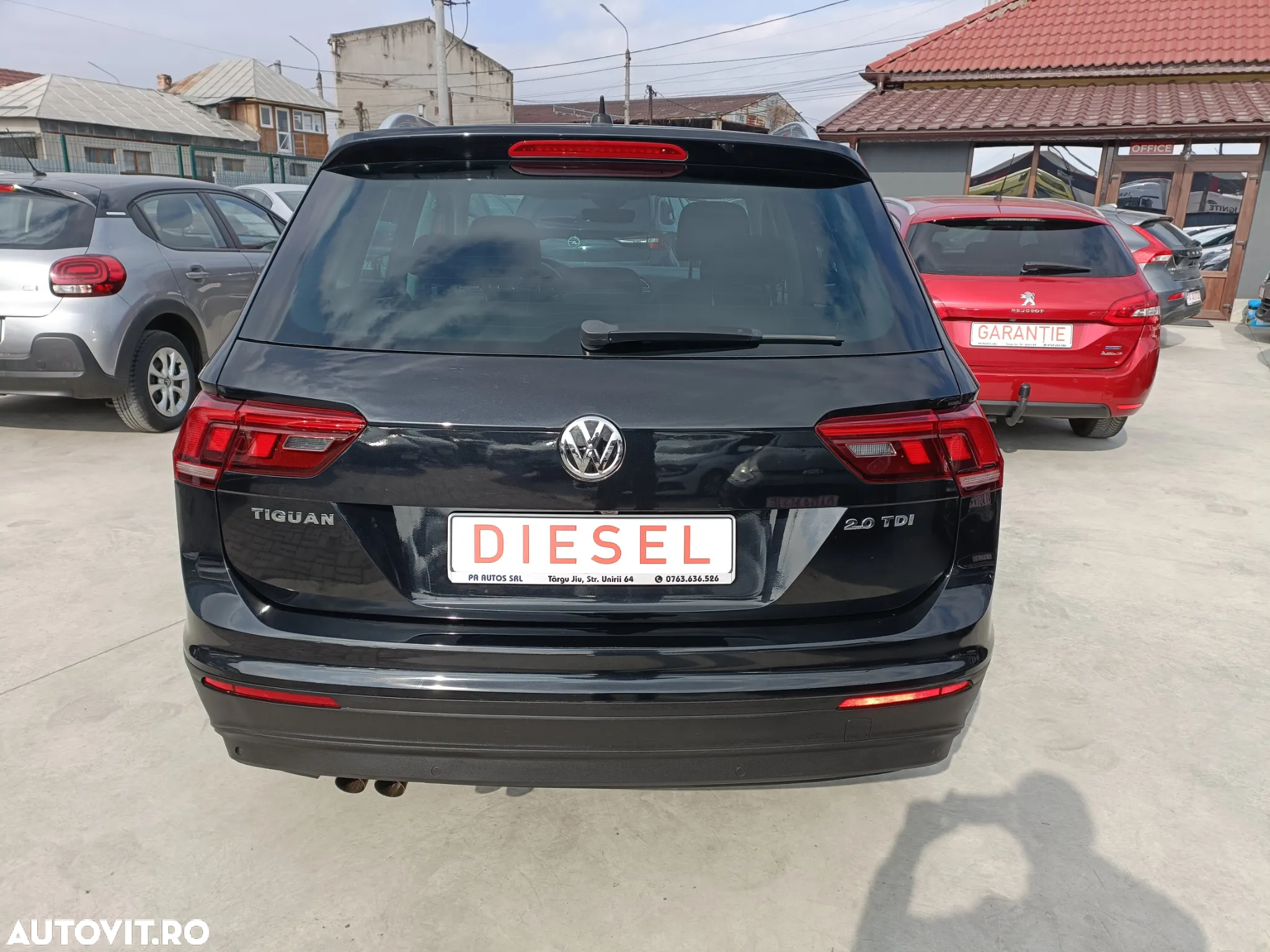 Volkswagen Tiguan 2.0 TDI SCR Comfortline - 23