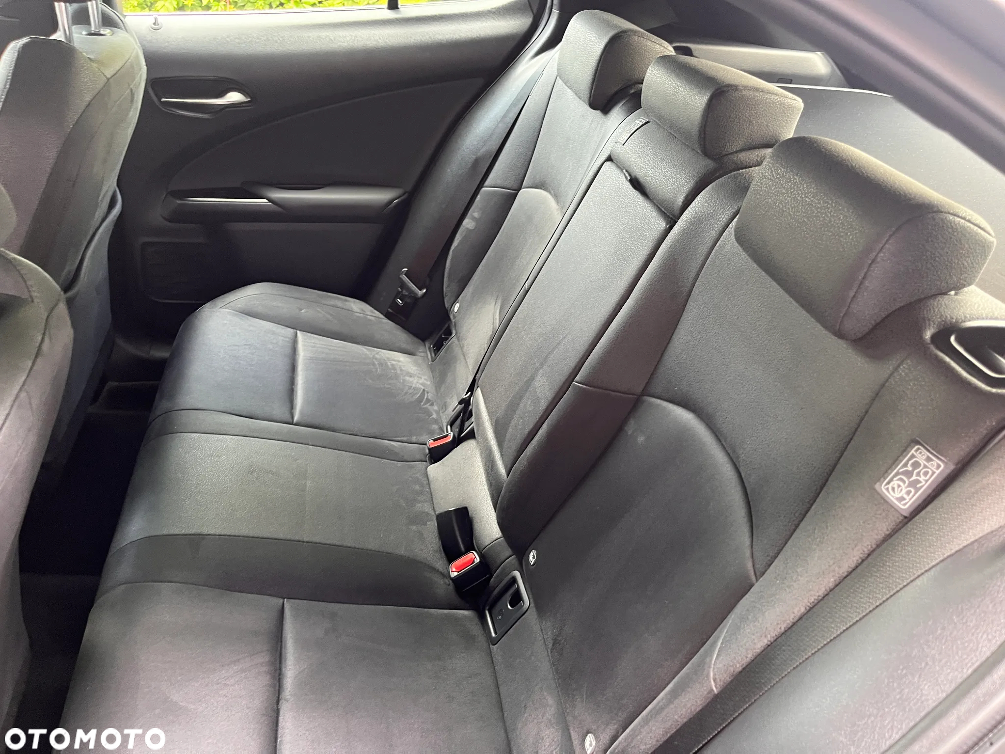 Lexus UX 250h GPF Business 2WD - 10