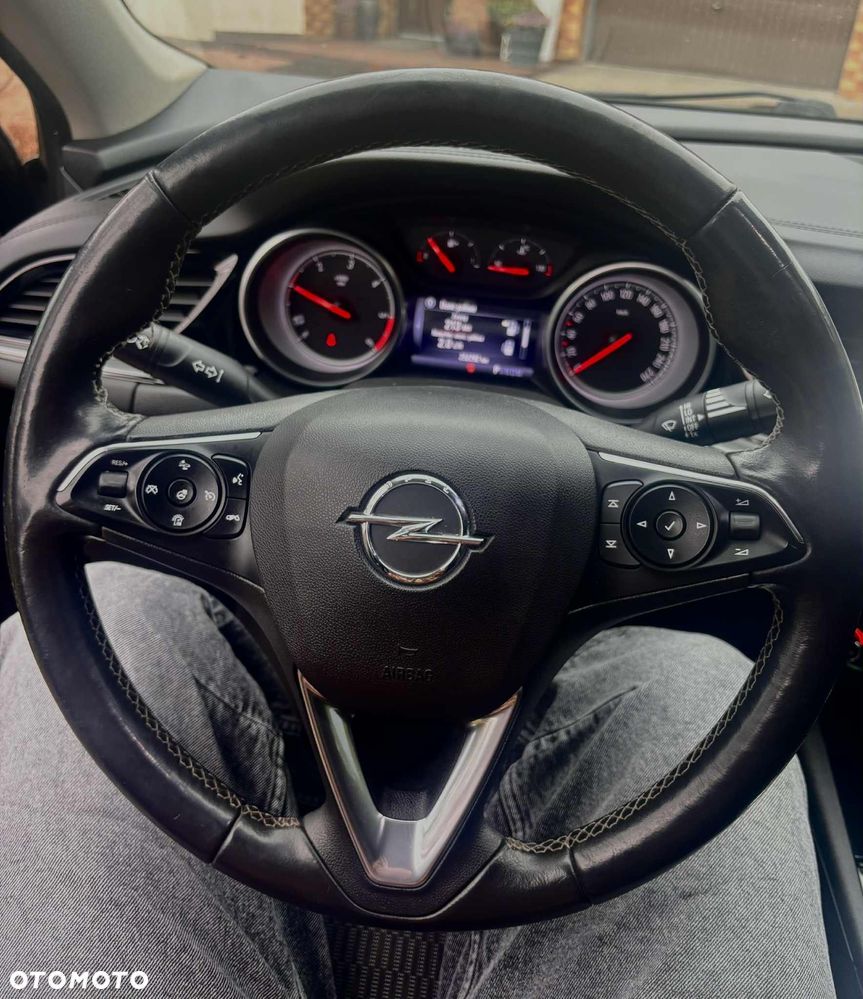 Opel Insignia 2.0 - 9