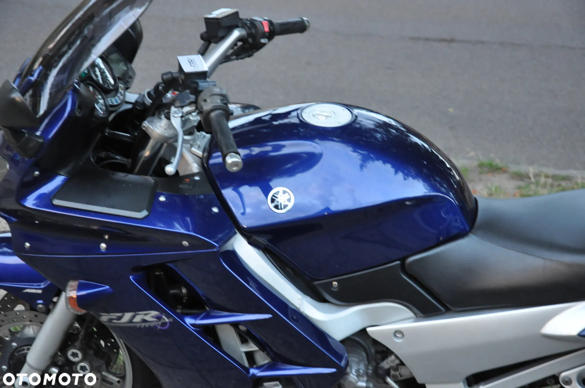 Yamaha FJR - 25