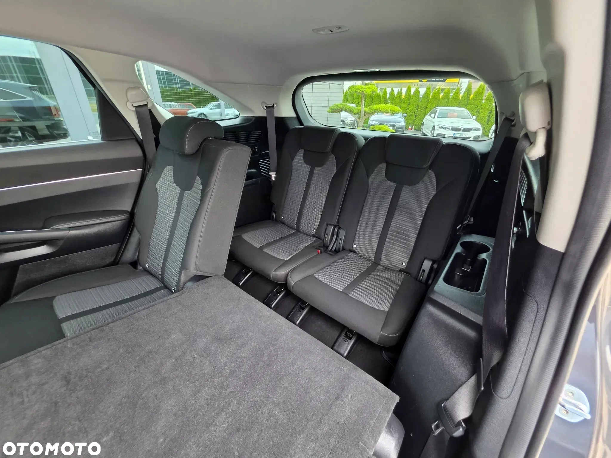Kia Sorento 1.6 T-GDI HEV L 7os - 30