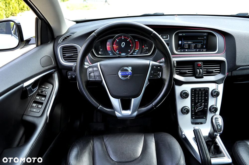 Volvo V40 D4 Summum - 20