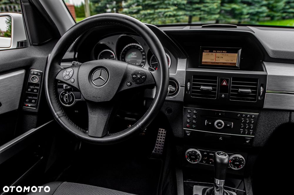 Mercedes-Benz GLK 250 CDI DPF 4Matic BlueEFFICIENCY 7G-TRONIC SPORT EDITION - 24