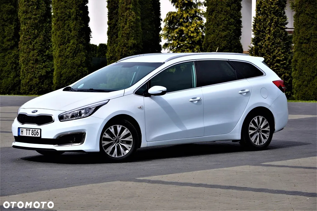 Kia Ceed 1.6 CRDi SCR L Business Line - 4