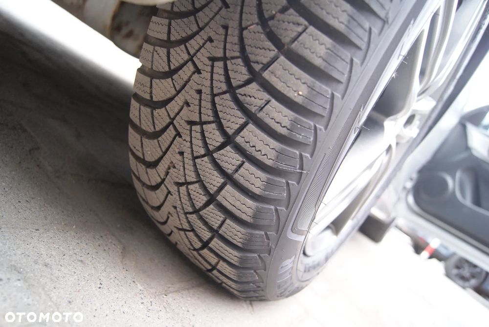 Chevrolet Cruze 1.6 LS - 29