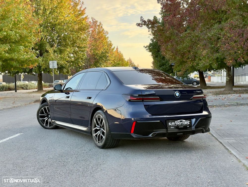 BMW 750 - 2