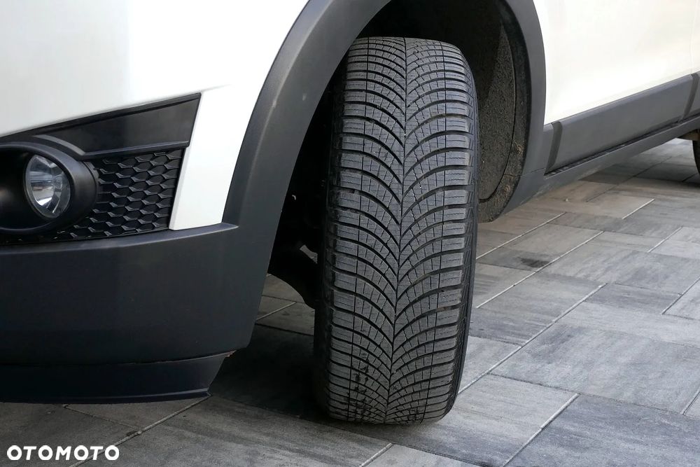 Chevrolet Captiva - 35