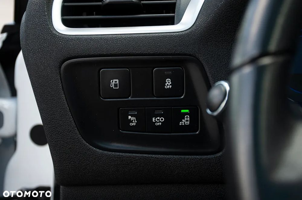 Citroën C4 PureTech 130 Stop & Start EAT6 Shine - 29