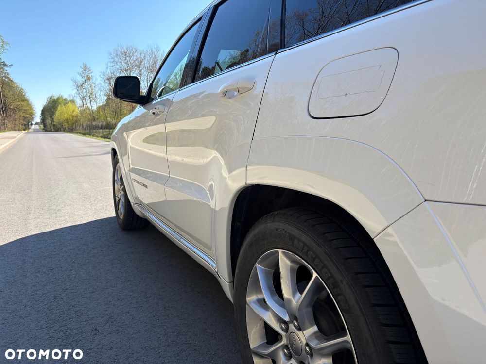 Jeep Grand Cherokee 3.6 V6 Overland Summit - 11