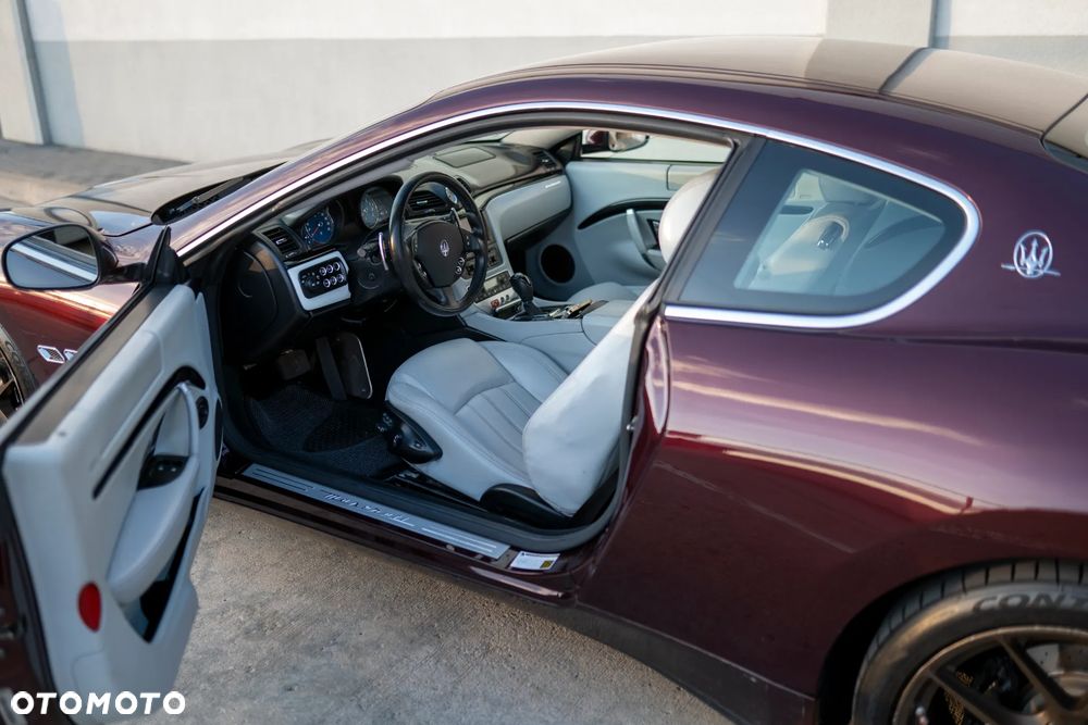 Maserati GranTurismo - 17