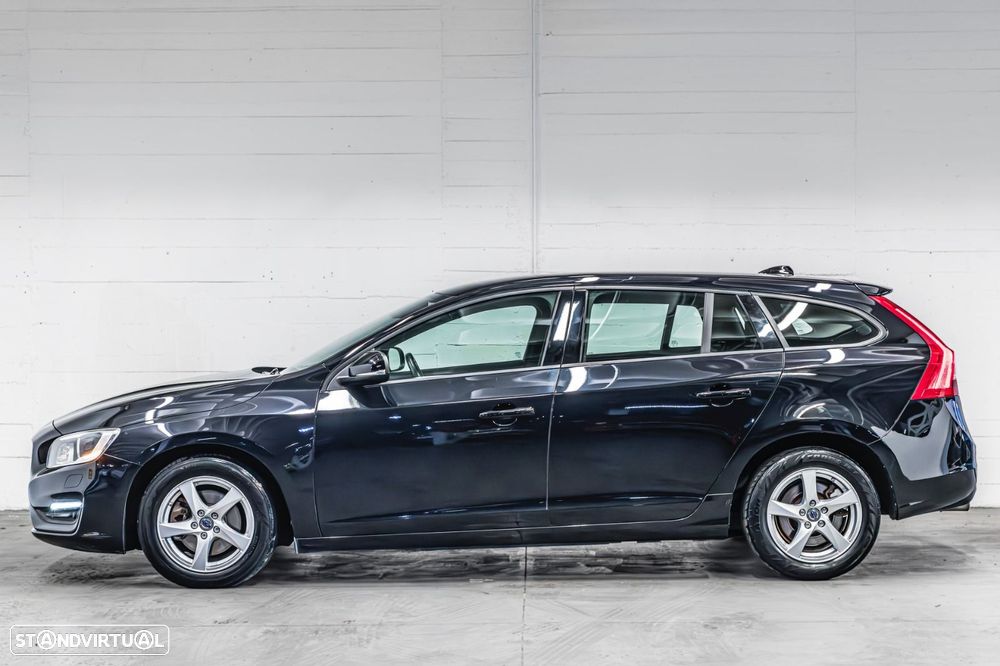 Volvo V60 2.0 D4 Momentum Start/Stop - 2