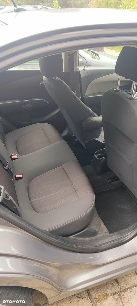 Chevrolet Aveo 1.3 D LTZ S/S - 6