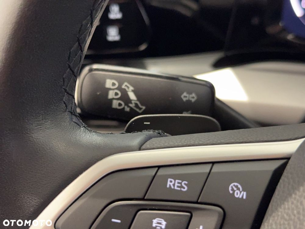 Volkswagen Golf Variant - 26