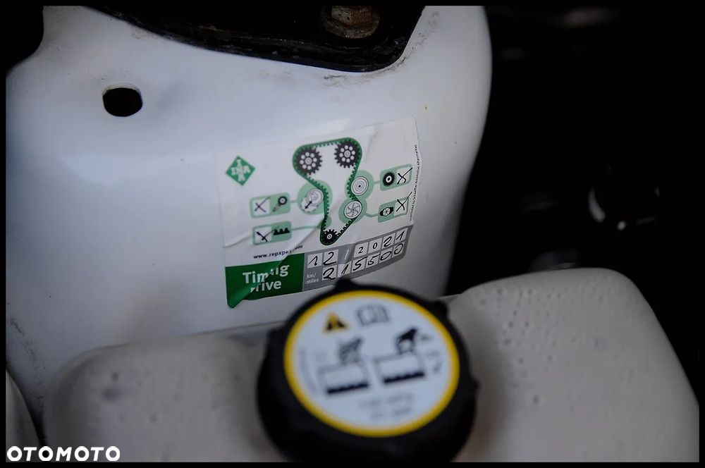 Ford Kuga 2.0 TDCi Titanium - 38