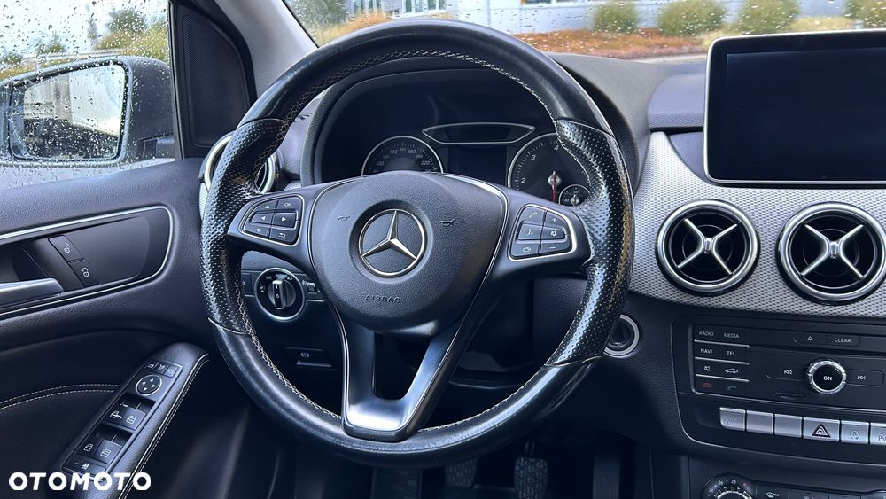 Mercedes-Benz Klasa B 180 (CDI) d - 9