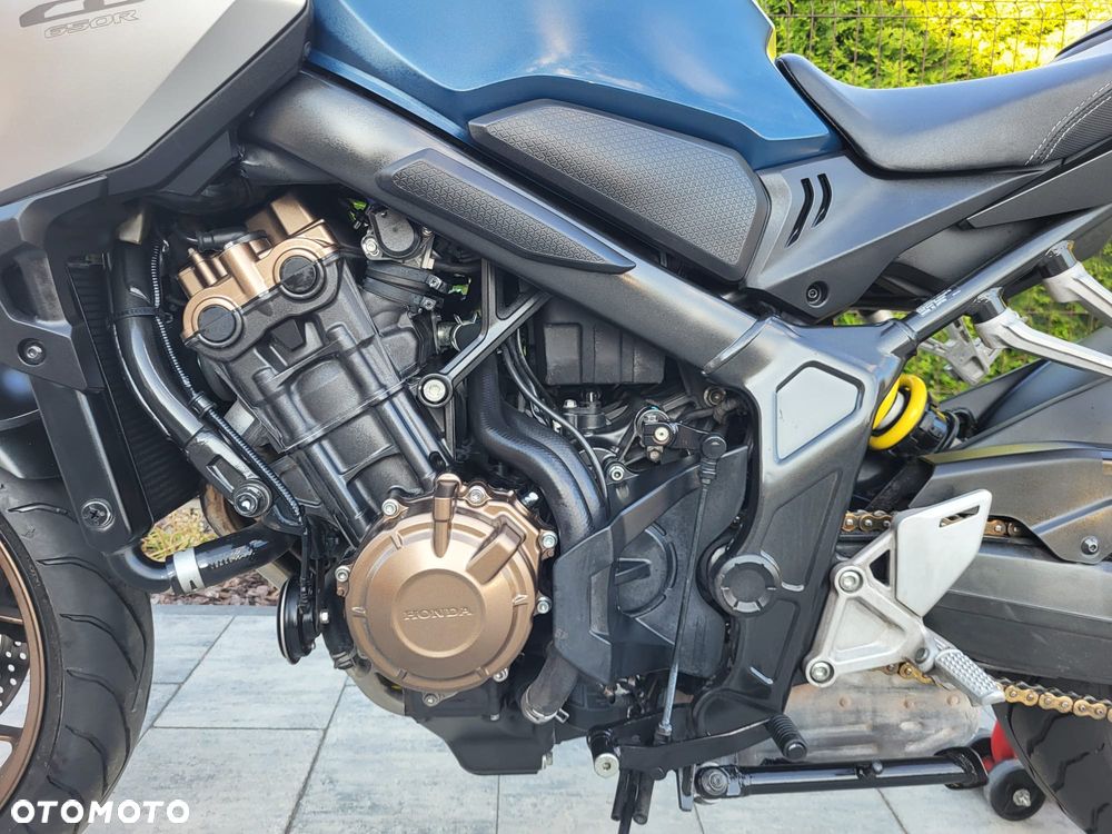 Honda CB - 27