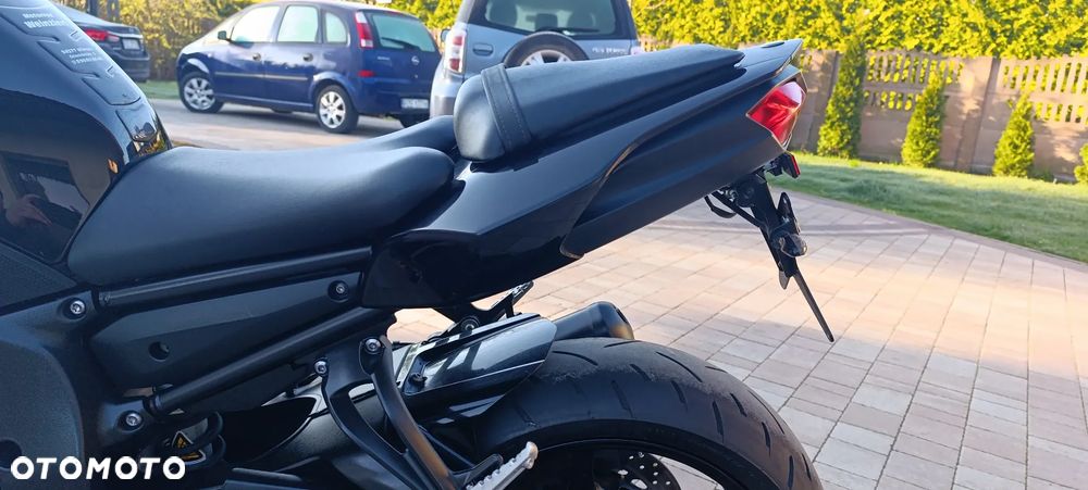 Yamaha FZ8 - 35