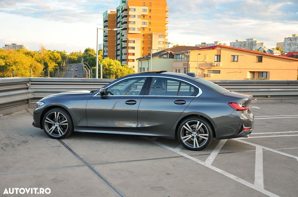 BMW Seria 3 320d xDrive AT - 32