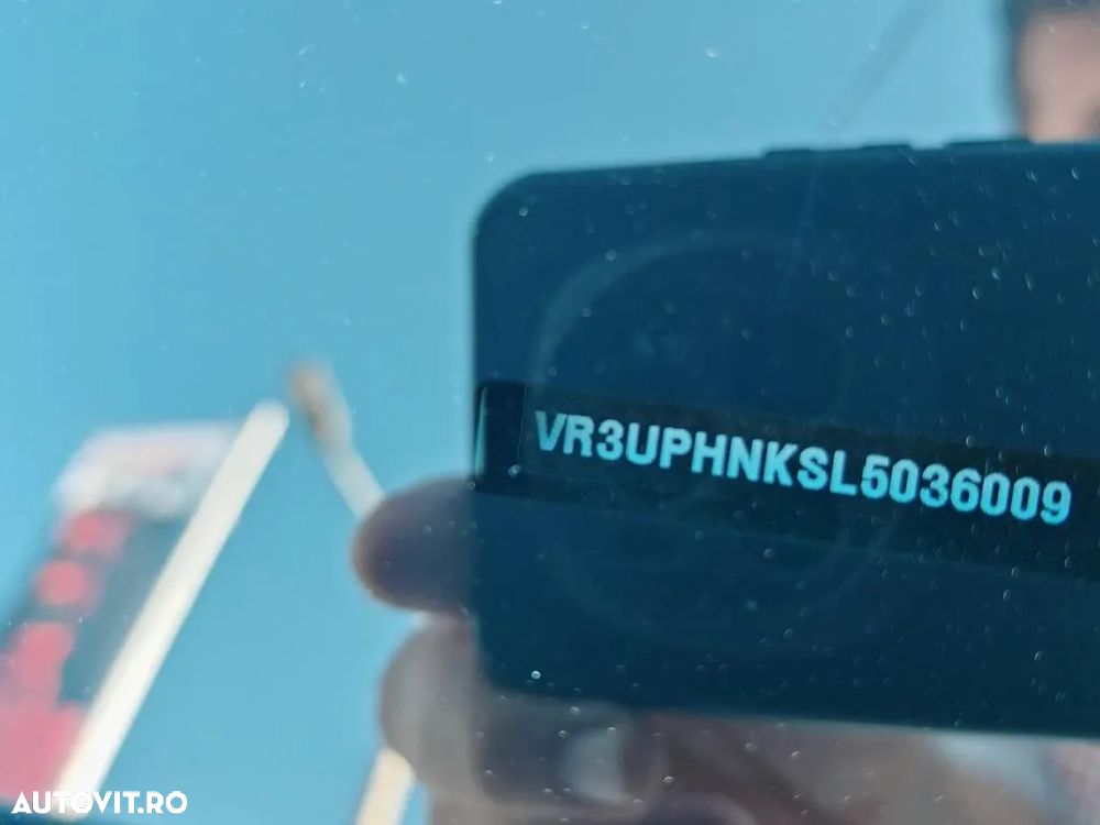 Peugeot 208 1.2L e-DCS6 MHEV Allure - 26