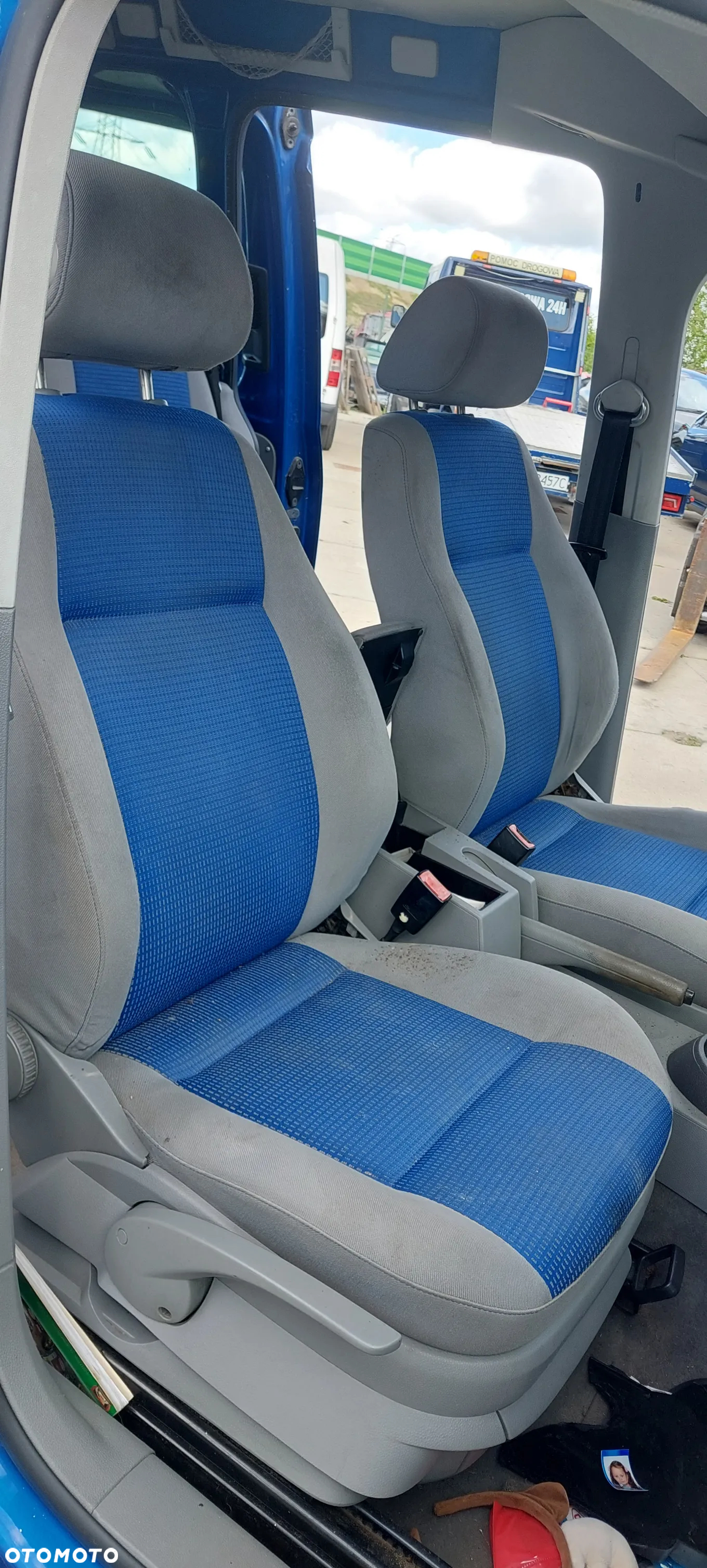 Vw Caddy mk3 "LA5E" Wszystkie Części - 33