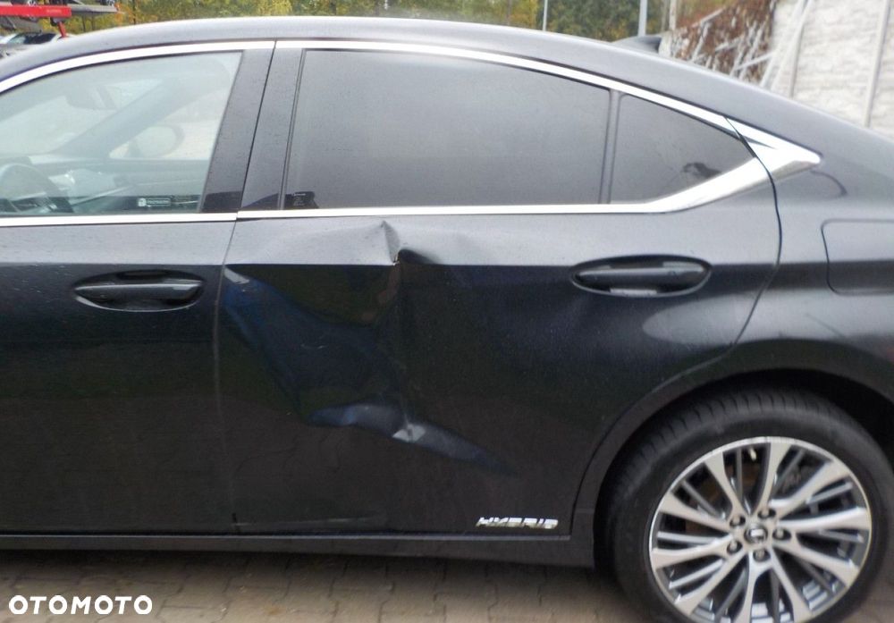 Lexus ES - 17