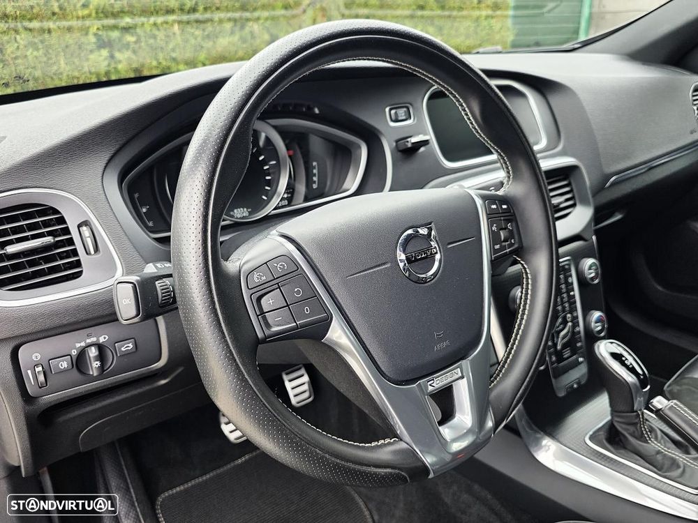Volvo V40 1.5 T3 Sport Edition R Geartronic - 16