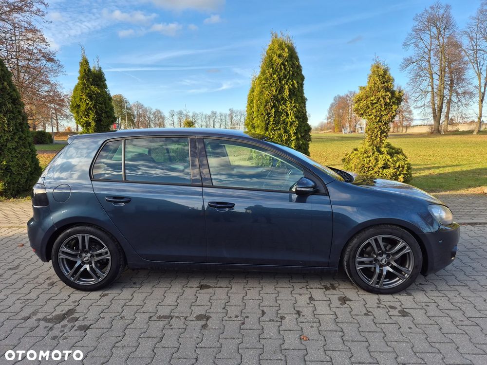 Volkswagen Golf 1.6 TDI Highline - 8