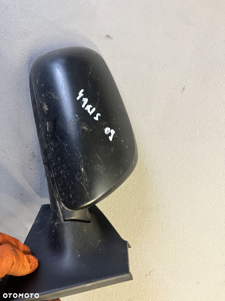 Lusterko zewnętrzne prawe, lewe Toyota Yaris Lift 09-11r. - 4