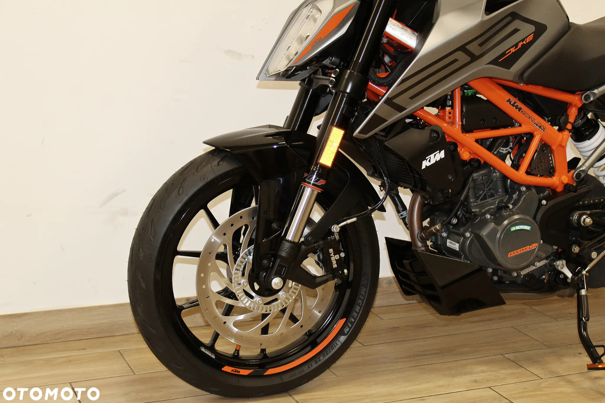 KTM Duke - 11