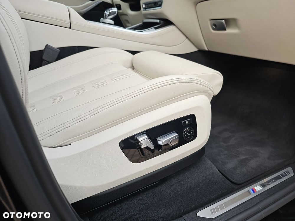 BMW X5 xDrive30d mHEV - 14